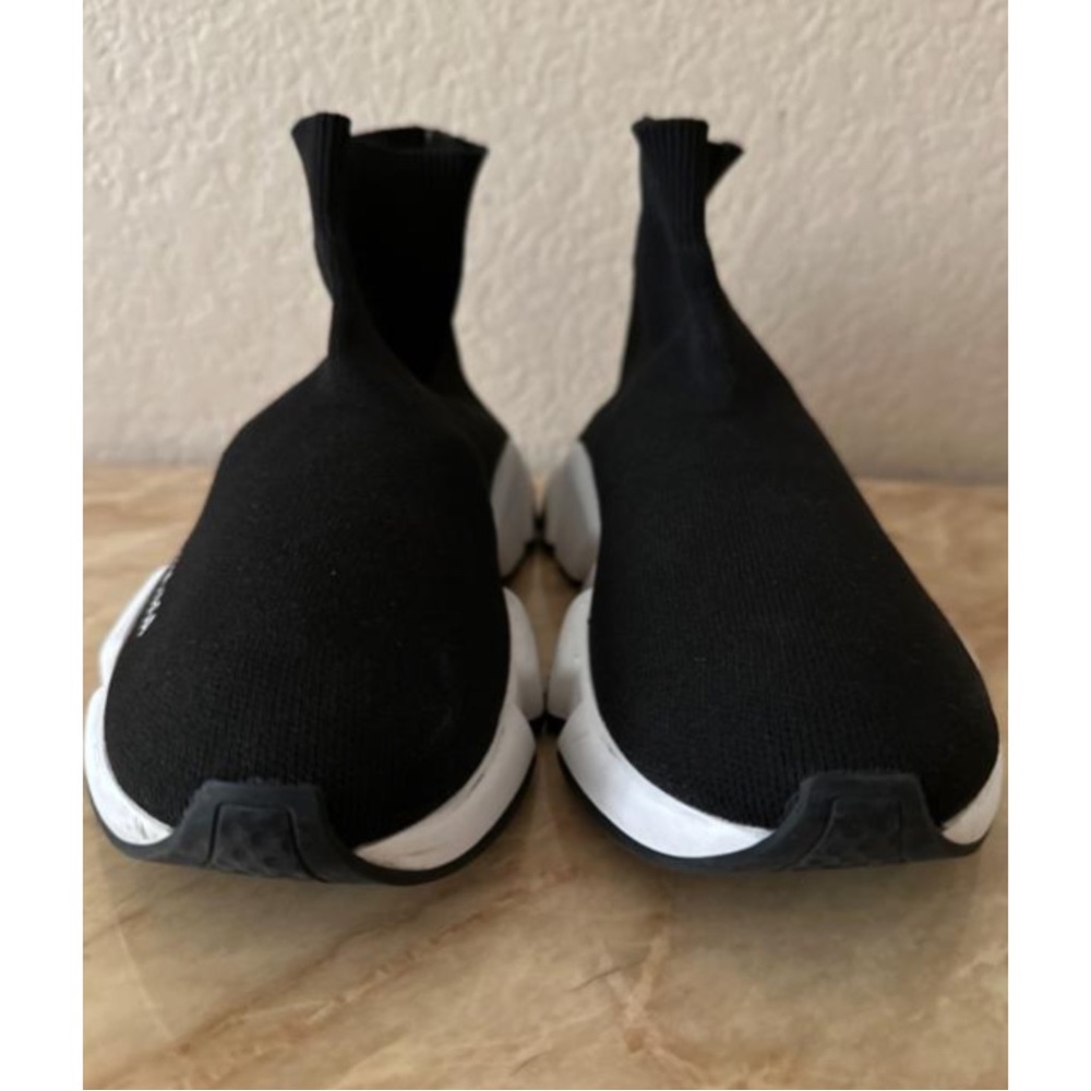 BALENCIAGA ~Speed Clear Sole Sneakers - Picture 8 of 9